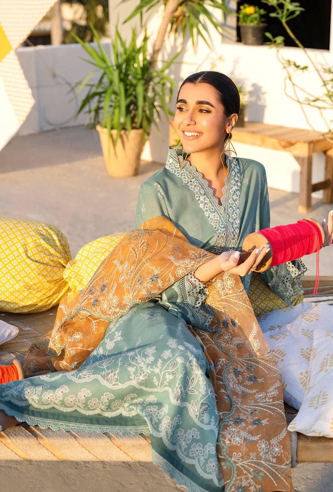 img_cross_stitch_basant_lawn_23_awwal_boutique