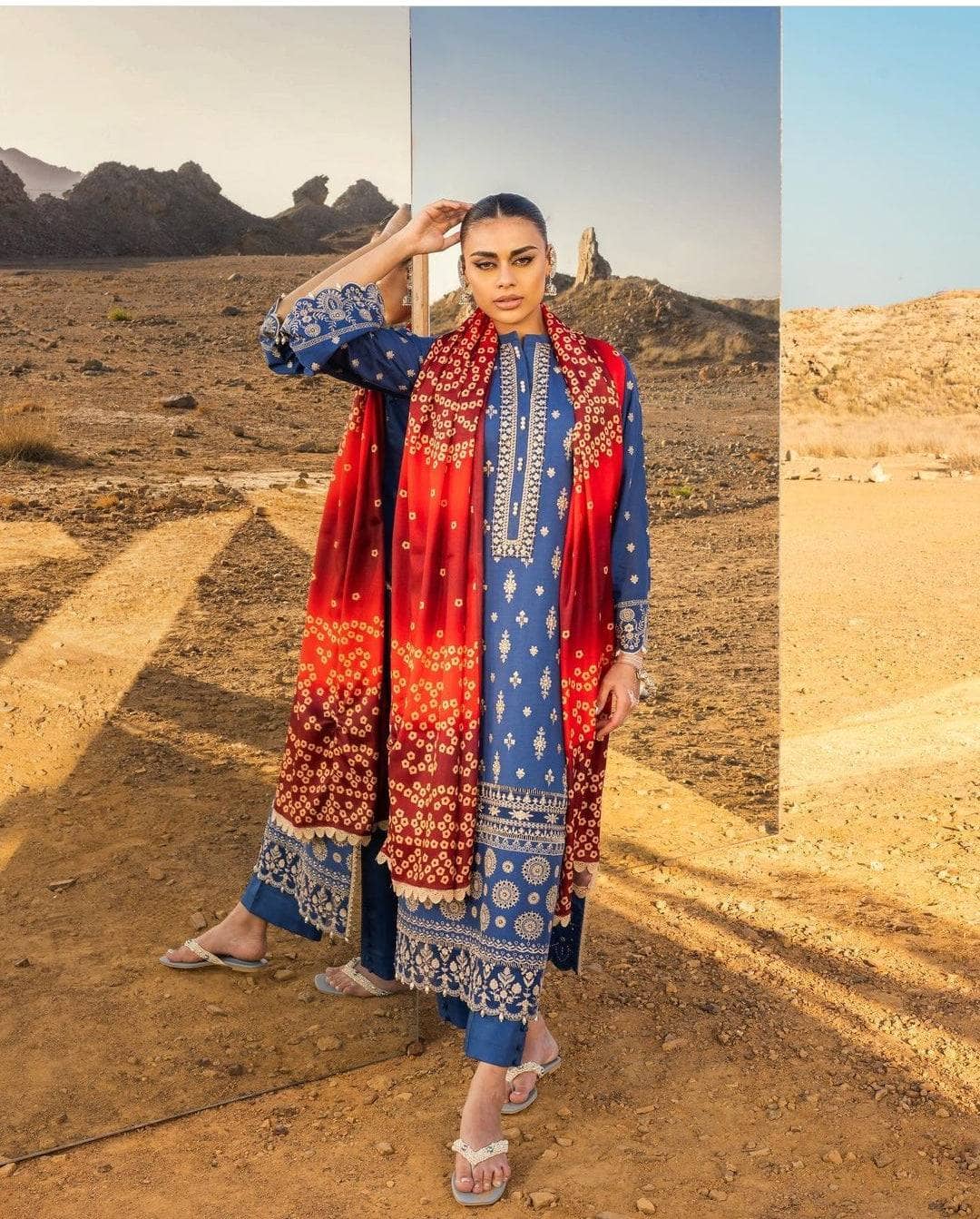 img_zainab_chottani_lawn_23_awwal_boutique