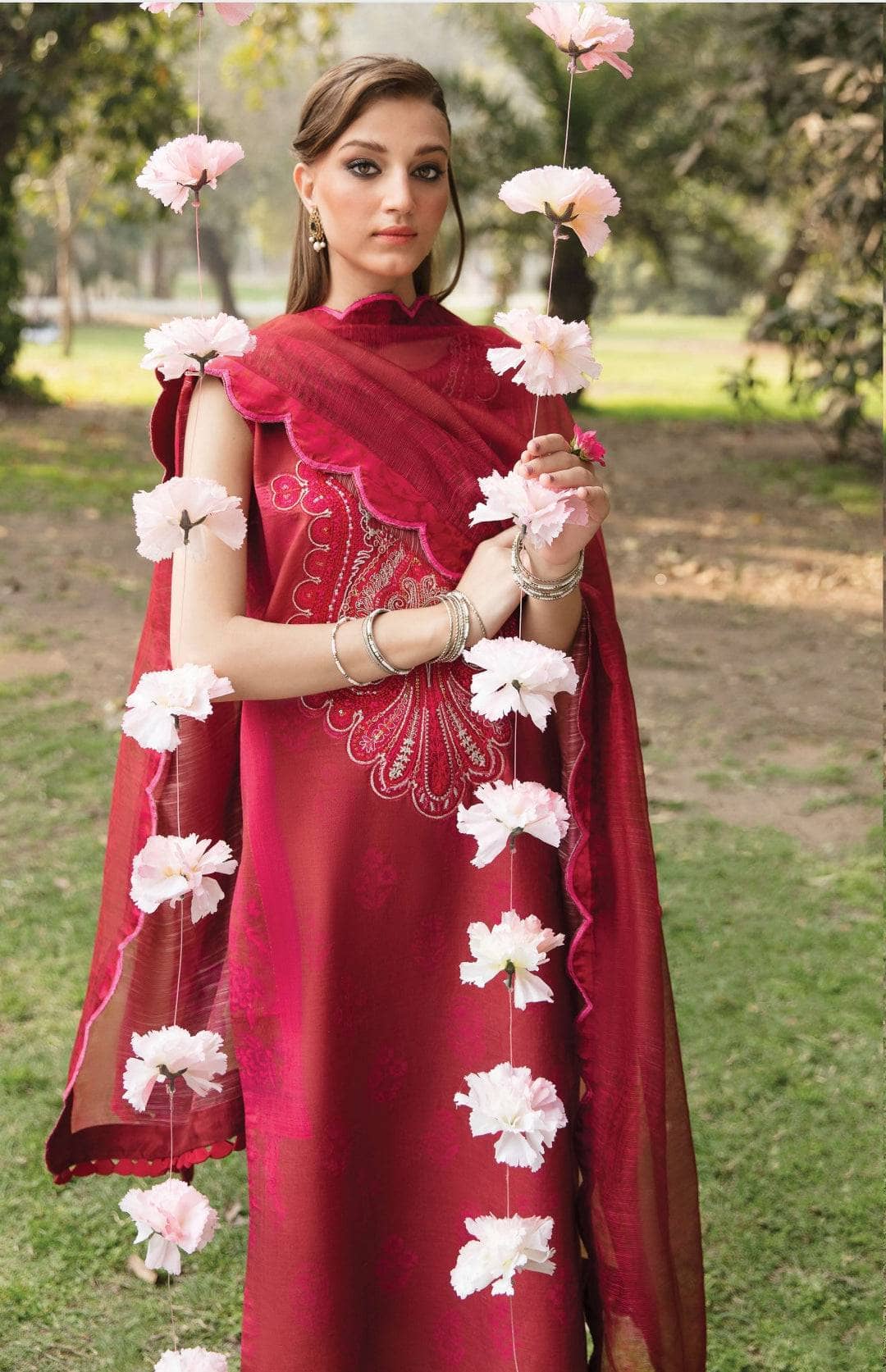 img_afrozeh_ayzel_lawn_23_awwal_boutique