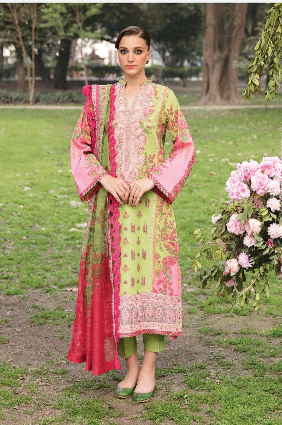 img_afrozeh_ayzel_lawn_23_awwal_boutique