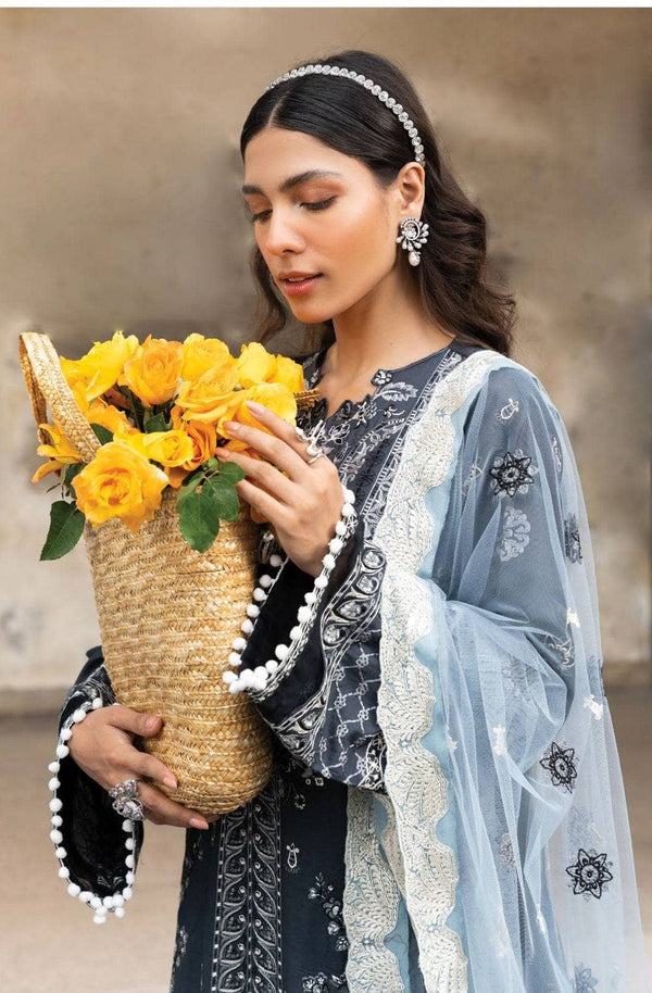 img_aik_atelier_lawn_23_awwal_boutique