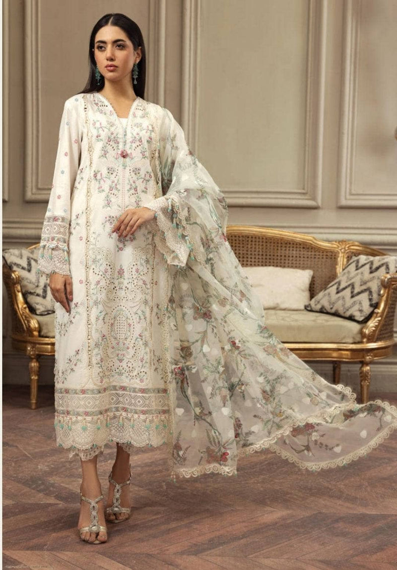 img_anaya_lawn_by_kiran_chaudhary_festive_luxury_lawn_23_awwal_boutique