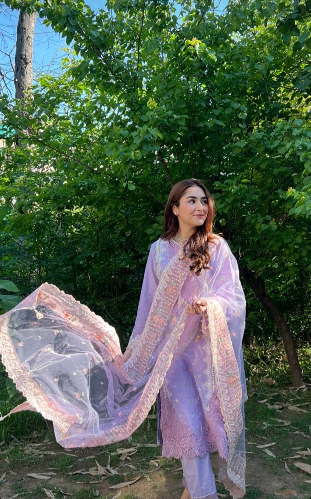 img_sobia_nazir_lawn_23_awwal_boutique