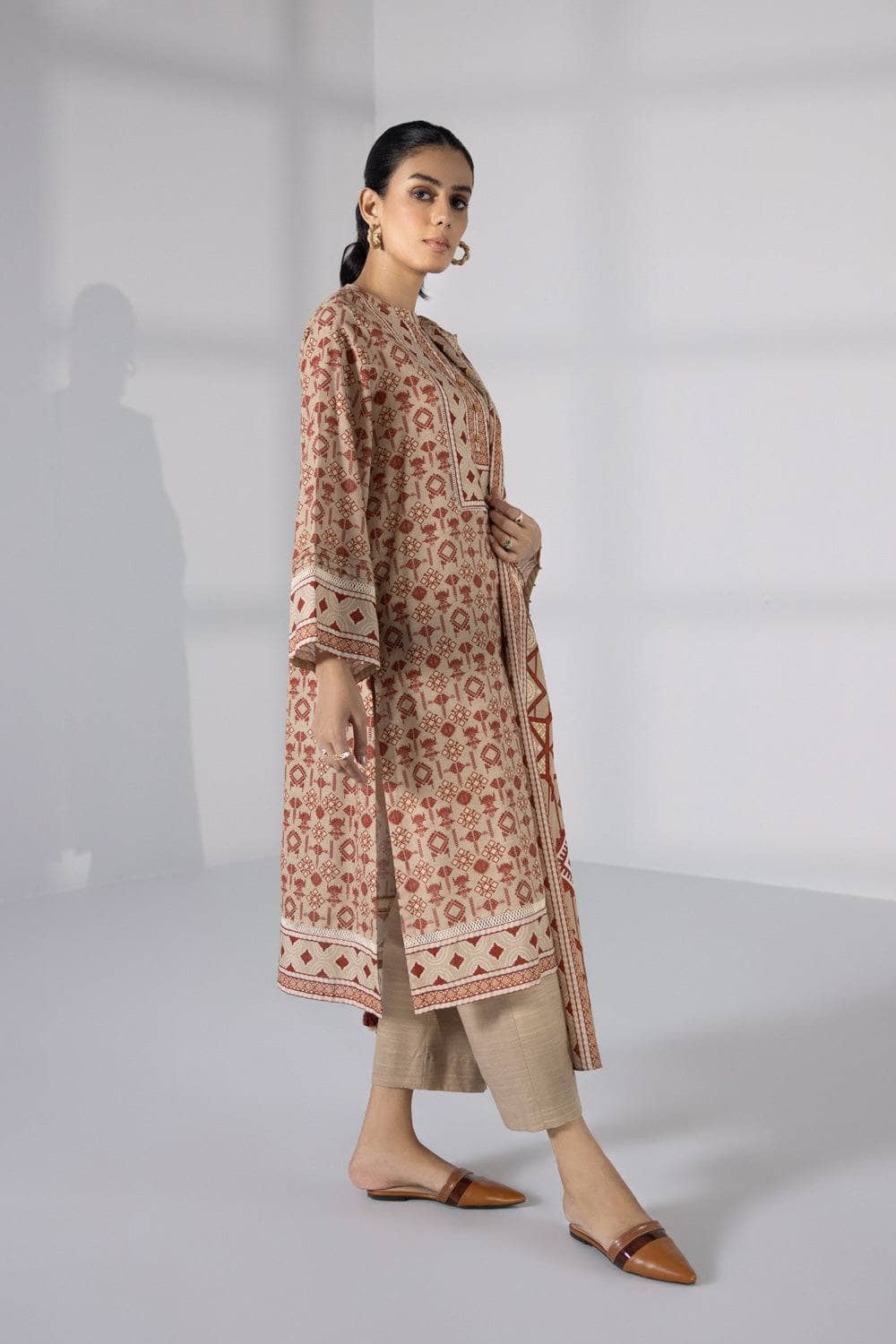 img_sapphire_day_to_day_khaddar_awwal_boutique