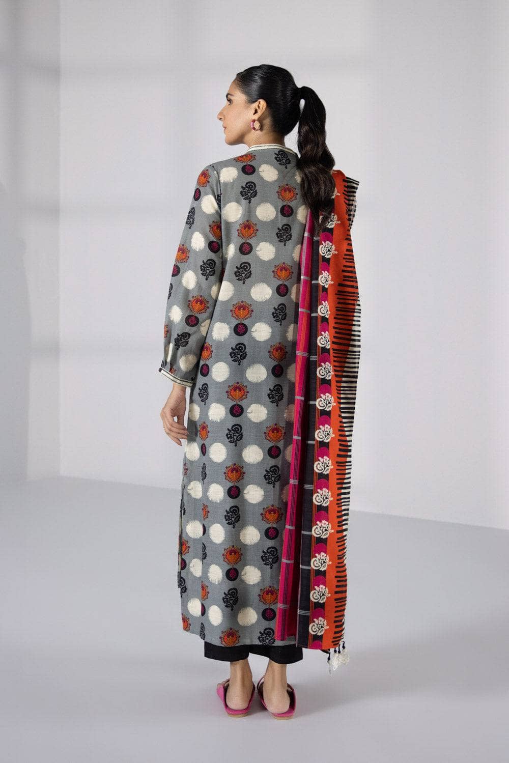 img_sapphire_day_to_day_khaddar_awwal_boutique