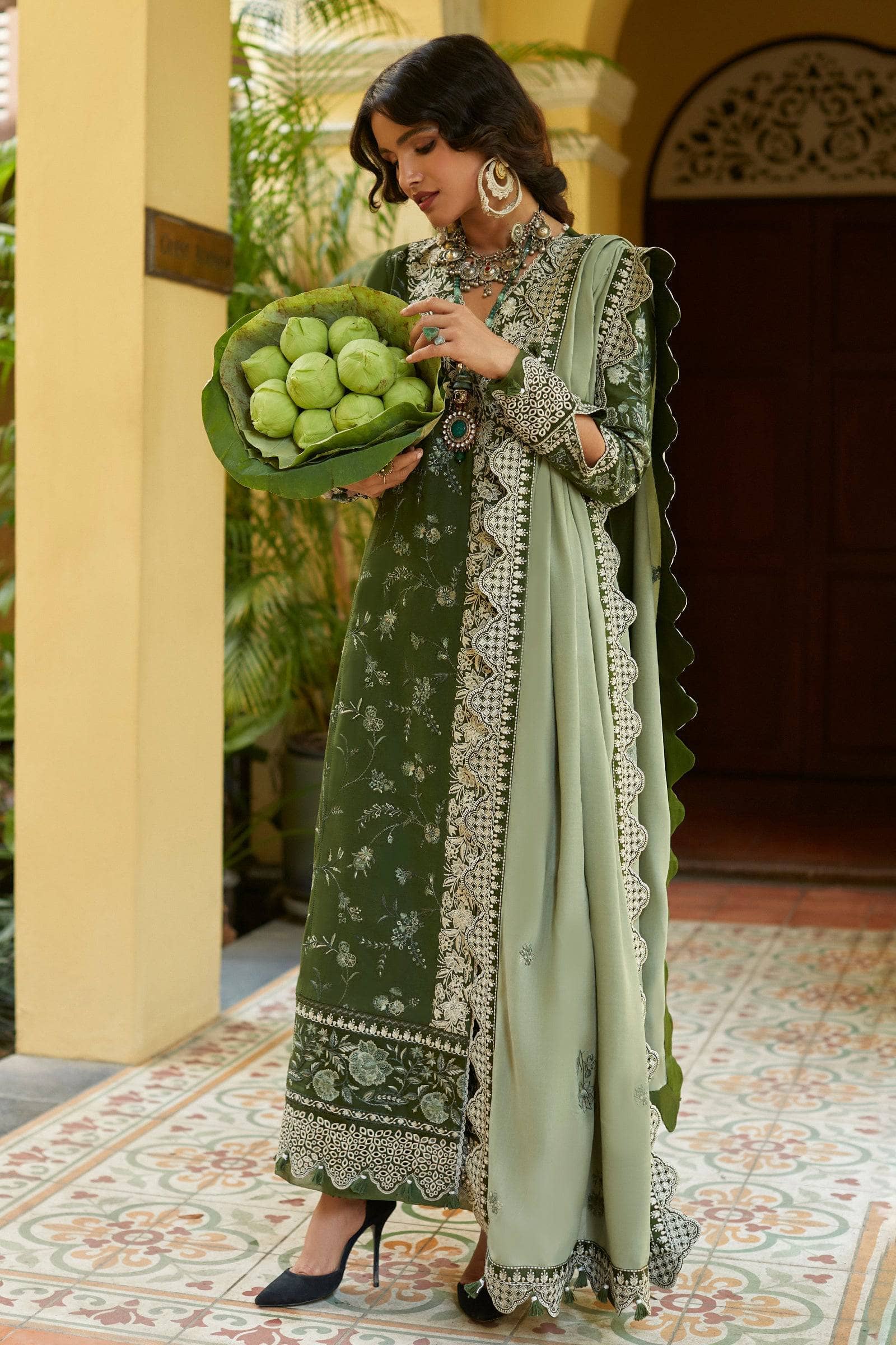 img_zaha_winter_22_awwal_boutique_awwal_boutique