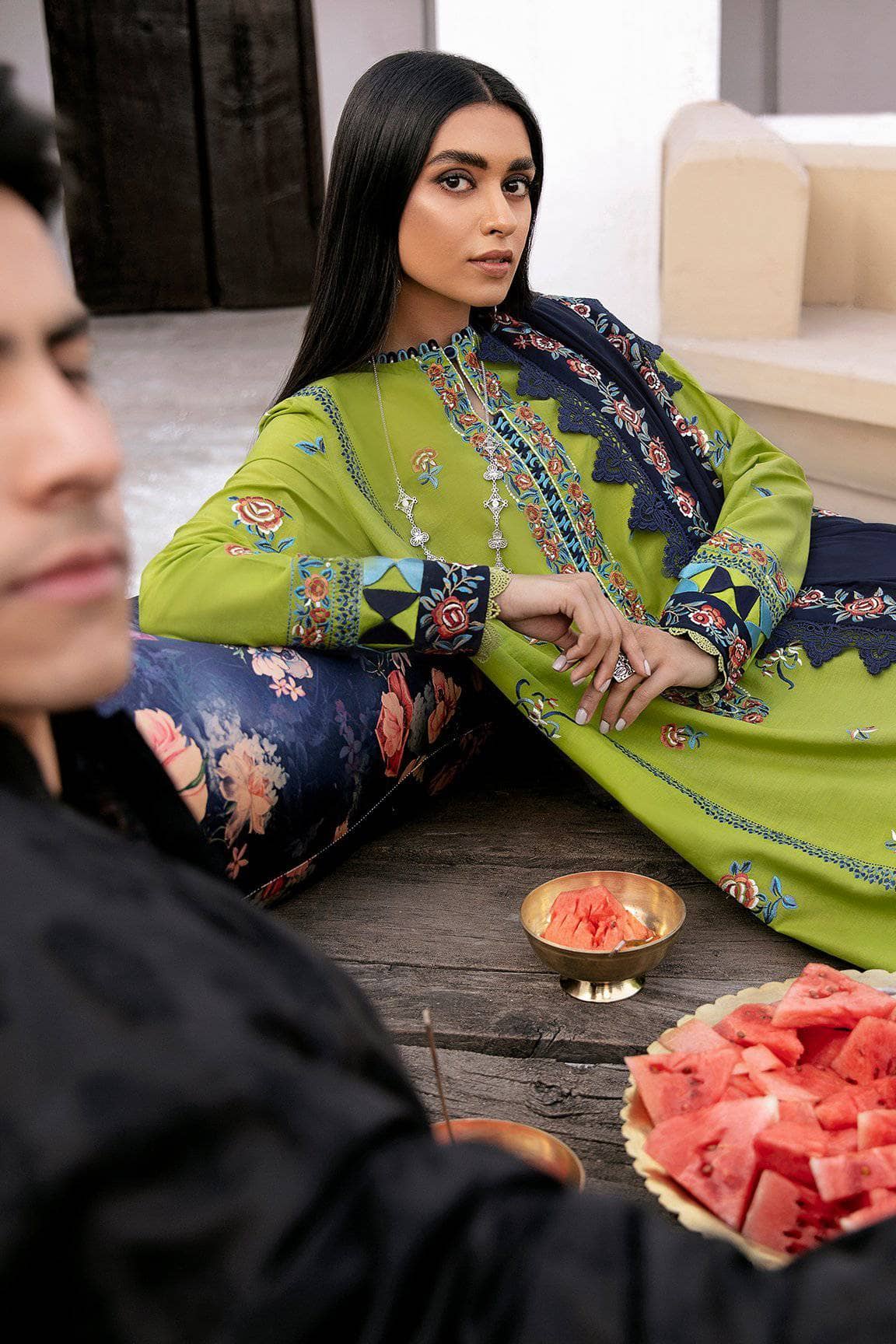 img_zaha_lawn_2021_awwal_boutique