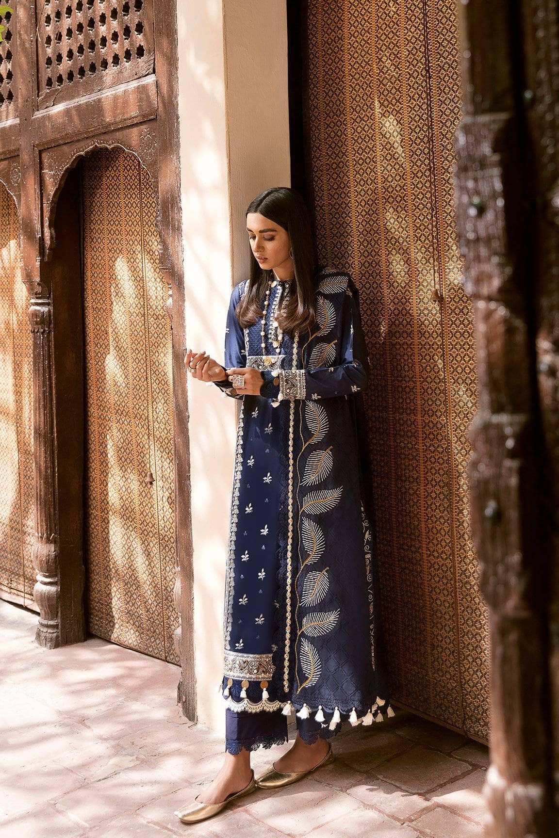 img_zaha_festive_lawn_awwal_boutique