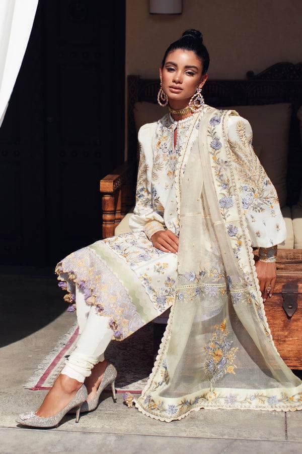 img_elan_lawn_22_awwal_boutique