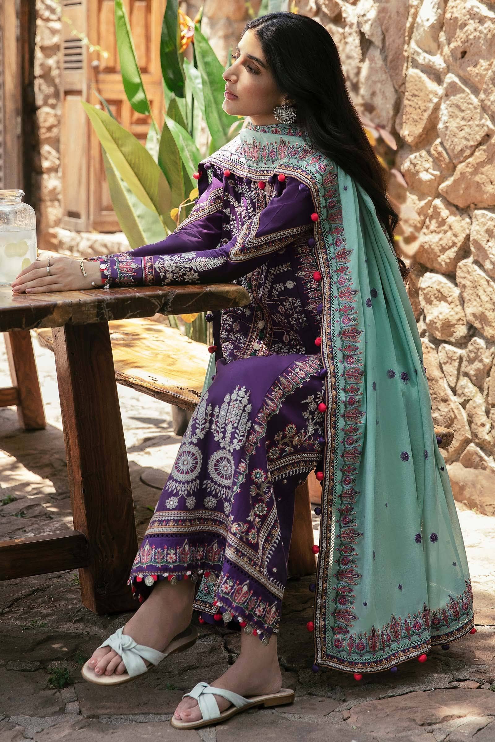 img_zaha_festive_lawn_22_awwal_boutique