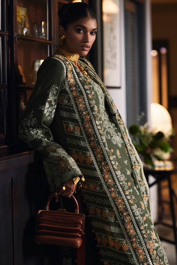 img_elan_winter_22_awwal_boutique