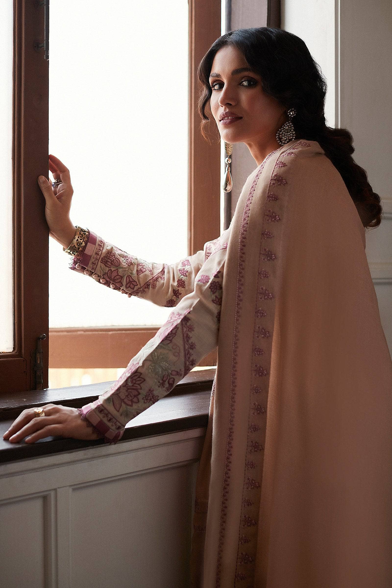 img_zaha_winter_22_awwal_boutique_awwal_boutique