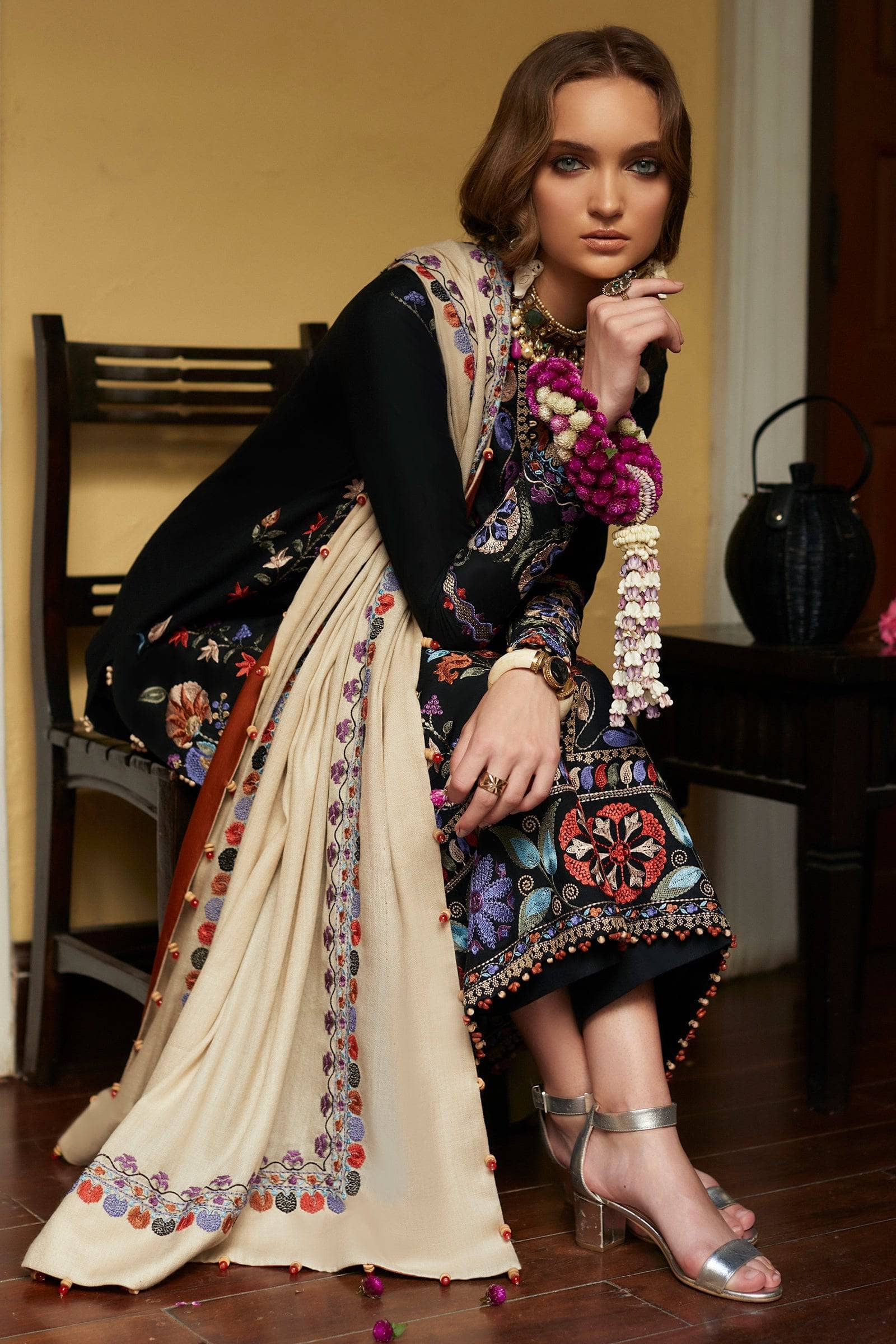 img_zaha_winter_22_awwal_boutique_awwal_boutique