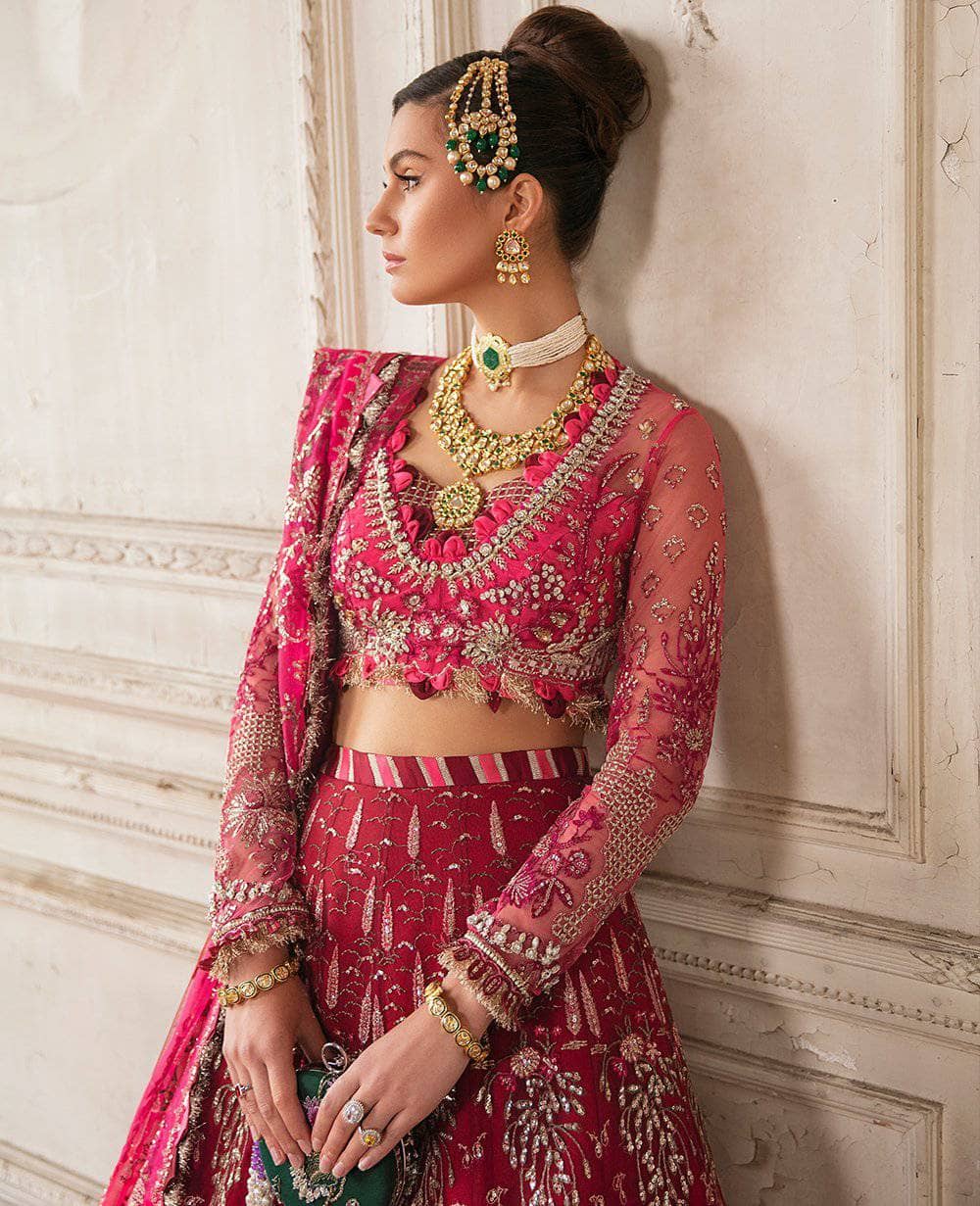 img_republic_womens_wear_wedding_edition_awwal_boutique