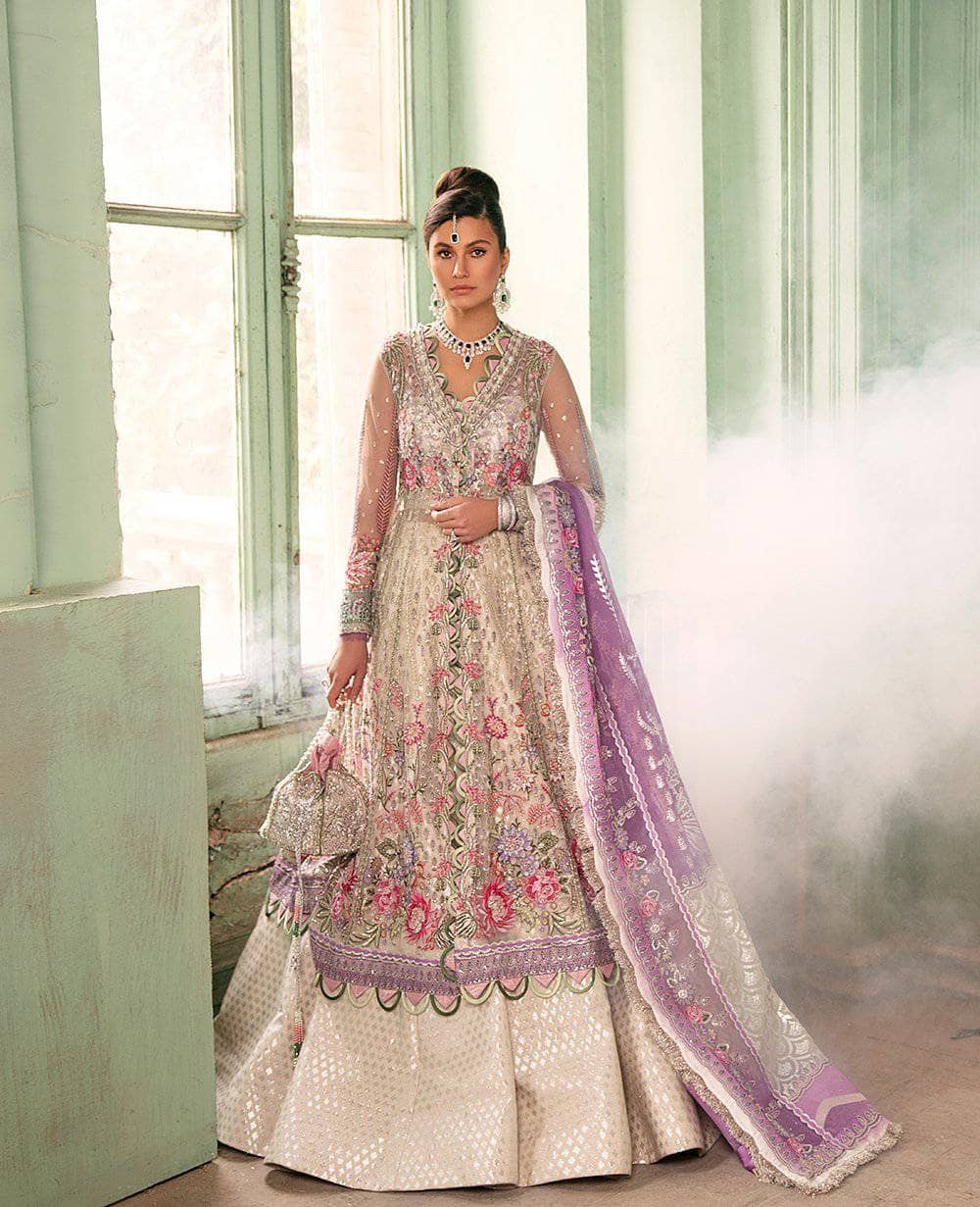 img_republic_womens_wear_wedding_edition_awwal_boutique