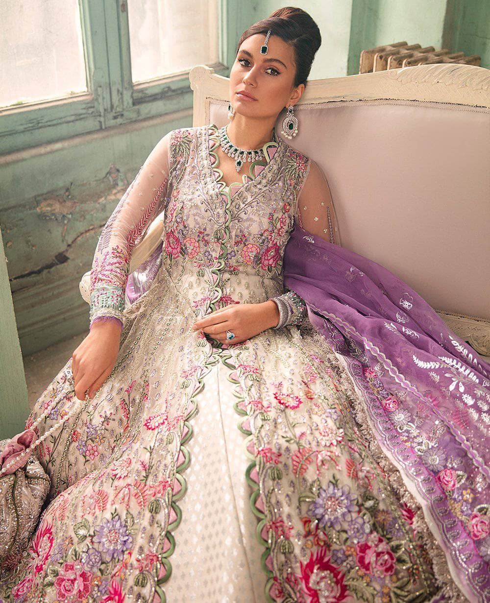 img_republic_womens_wear_wedding_edition_awwal_boutique