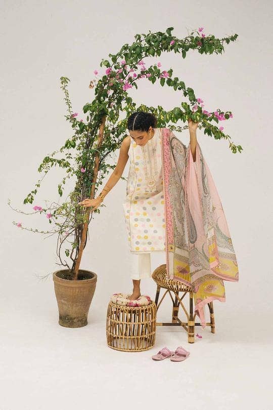 img_zara_shahjahan_lawn_collection_awwal_boutique_1A