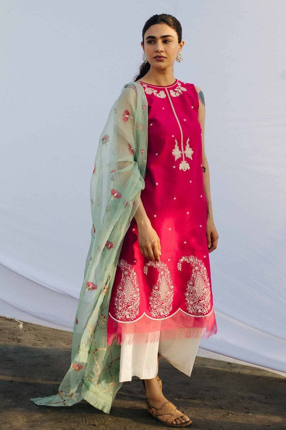 img_coco_by_zara_shahjahan_lawn_2021_awwal_boutoque