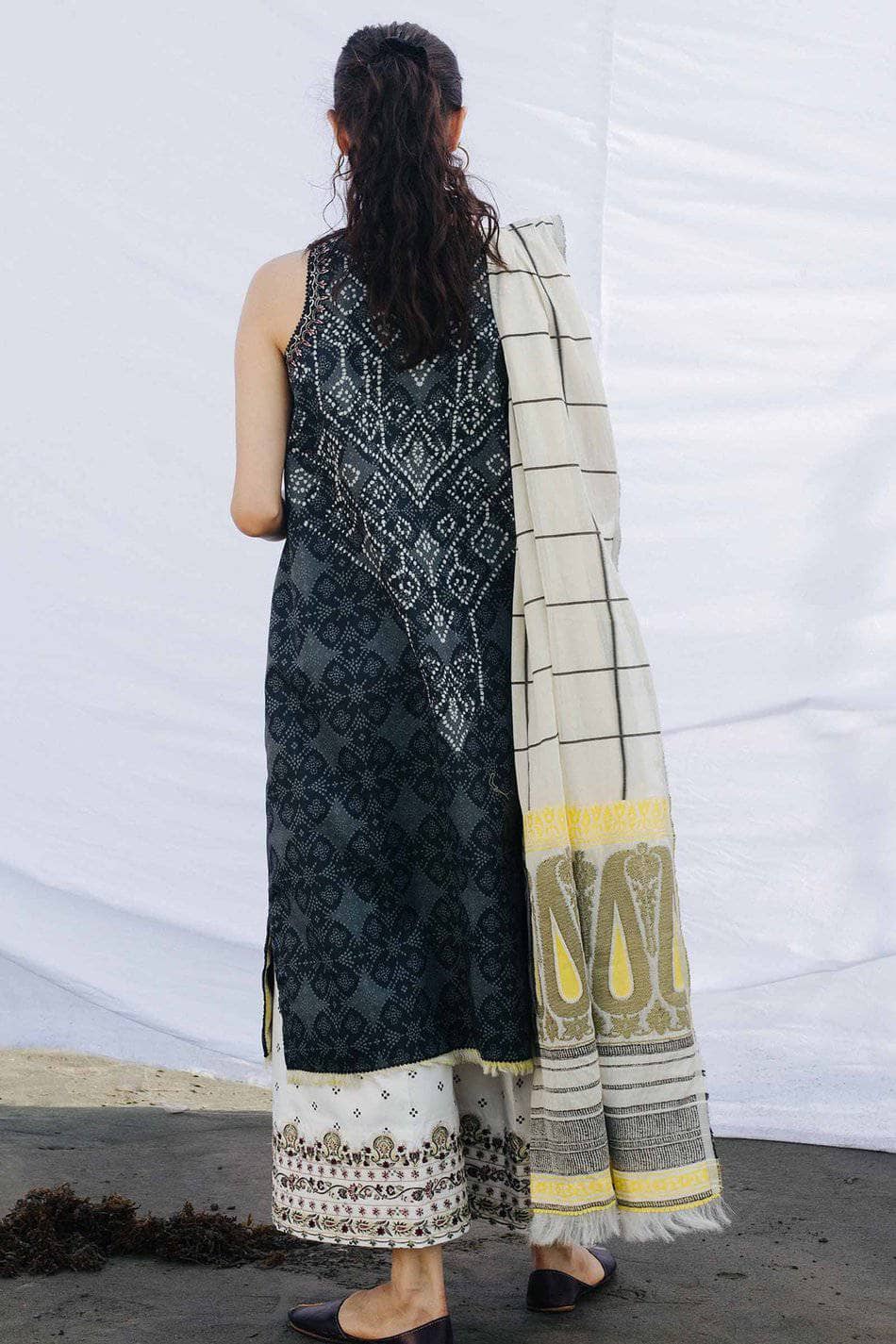 img_coco_by_zara_shahjahan_lawn_2021_awwal_boutoque