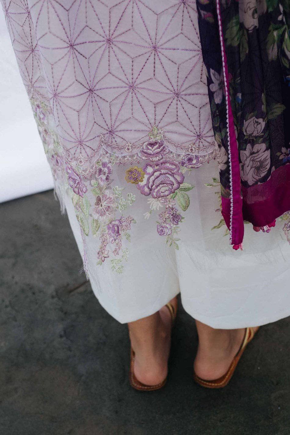 img_coco_by_zara_shahjahan_lawn_2021_awwal_boutoque