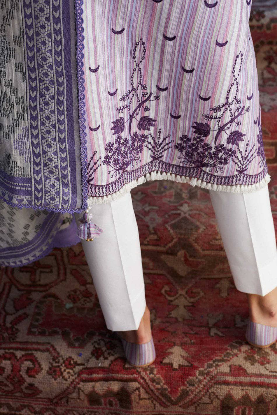 img_coco_lawn_by_zara_shahjahan_2021_awwal_boutique_10B