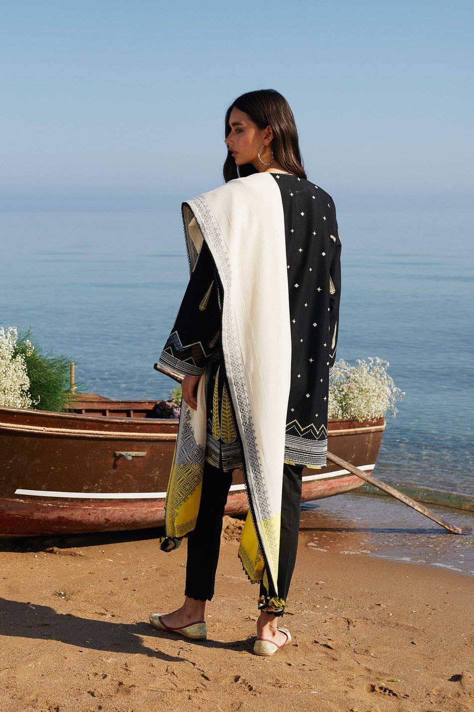 img_zara_shahjahan_coco_lawn_2021_awwal_boutique