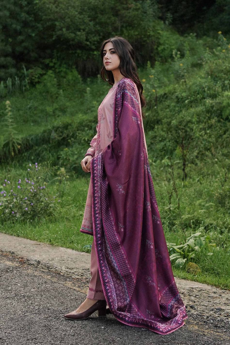 img_zara_shahjahan_coco_winter_22_awwal_boutique