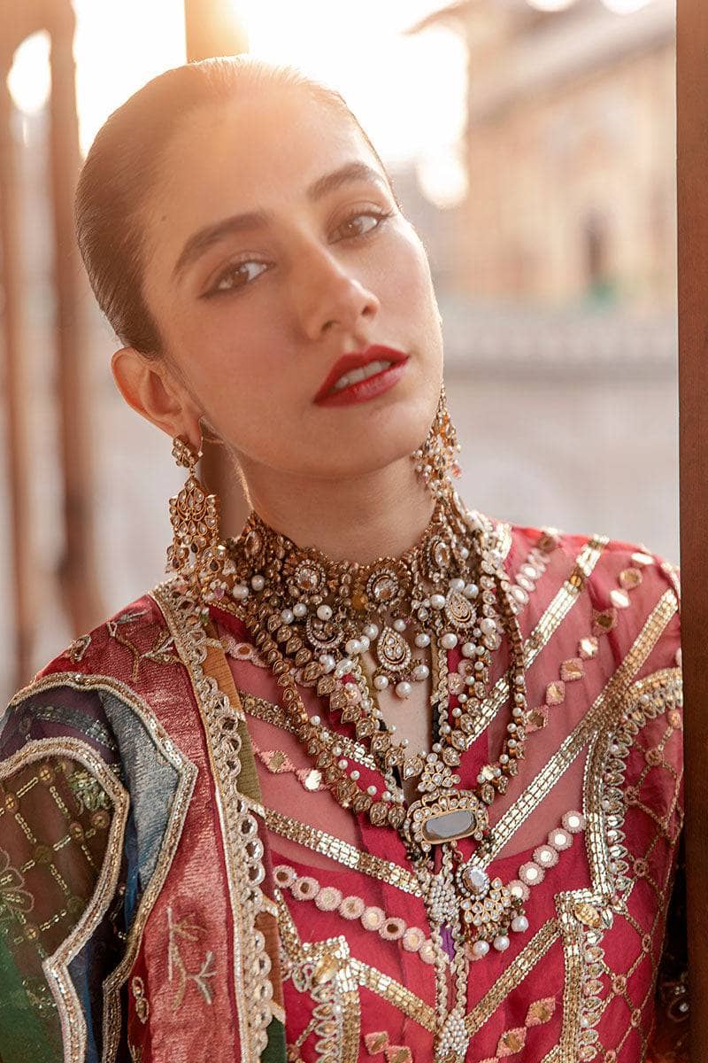 img_mohsin_naveed_ranjha_zarlish_awwal_boutique