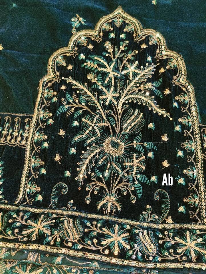 img_adans_libas_velvet_22_awwal_boutique