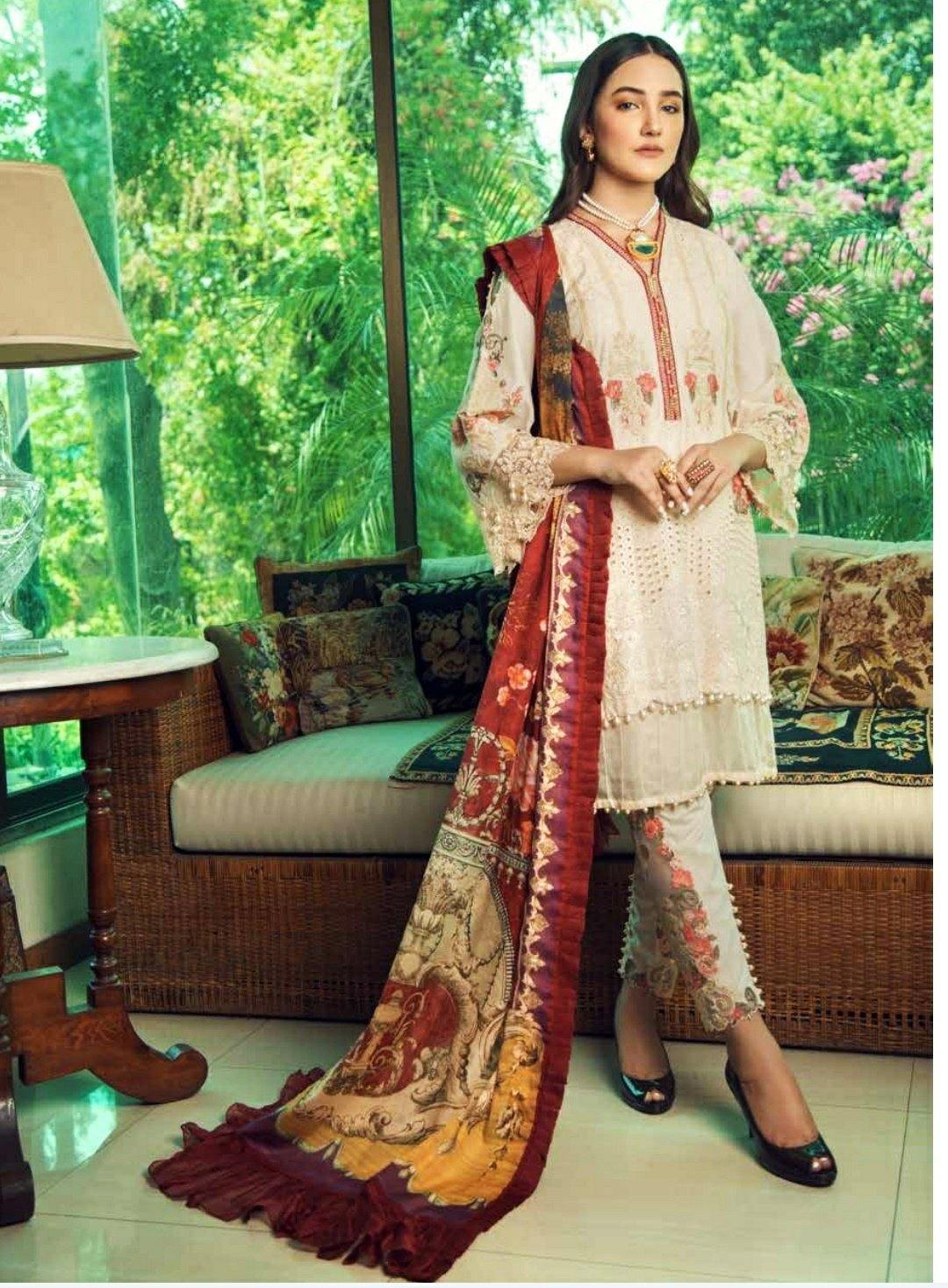 img_adans_libas_la_chnatelle_lawn_awwal_boutique