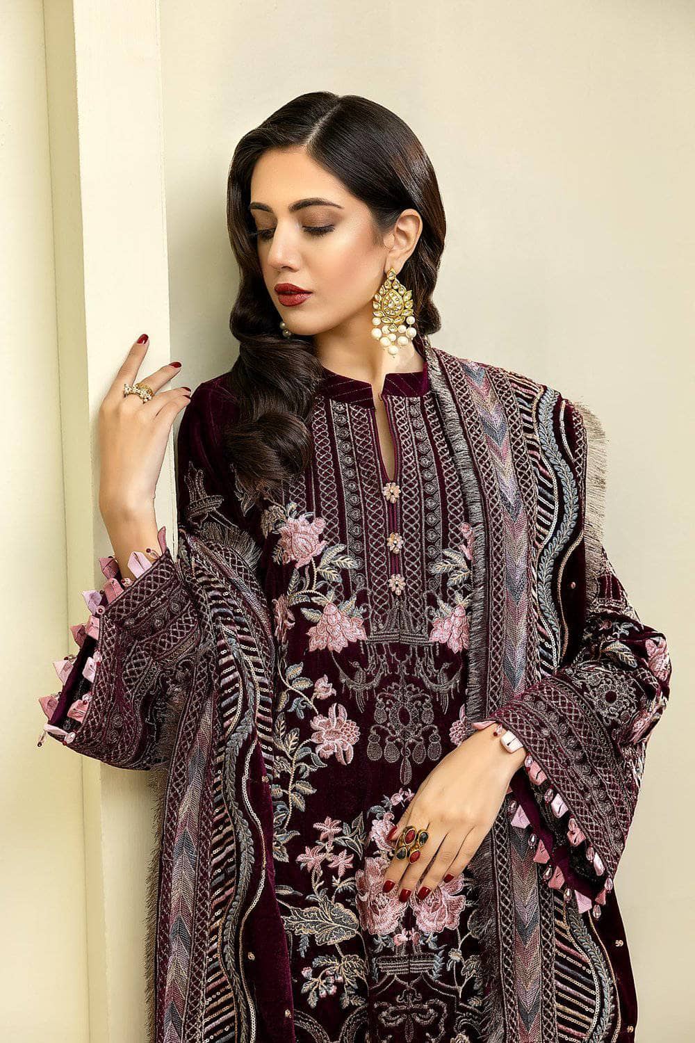 img_adans_libas_velour_velvet_awwal_boutique