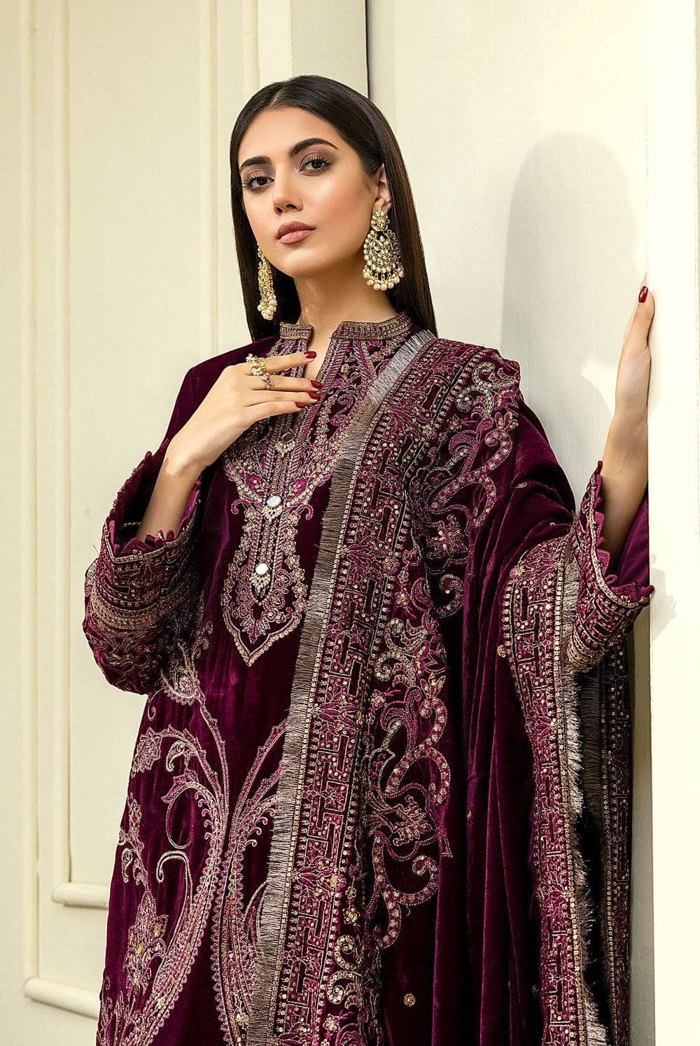 img_adans_libas_velour_velvet_awwal_boutique