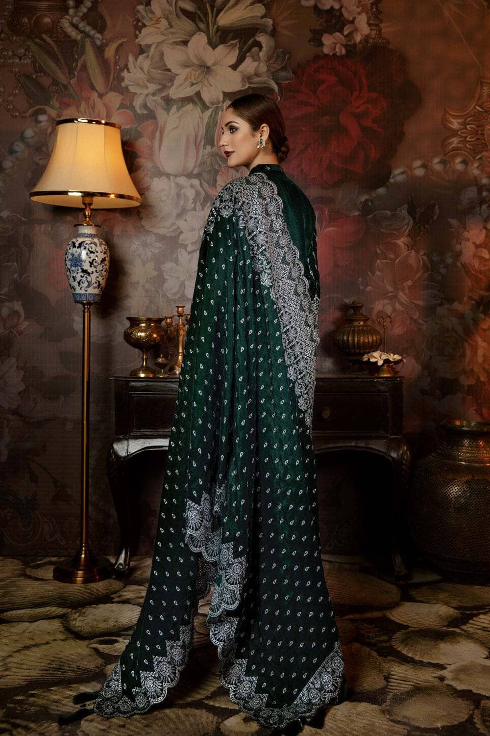 img_adans_libas_zari_velvet_winter_collection_awwal_boutique