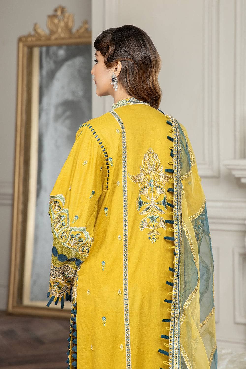 img_adans_libas_dulcet_lawn_23_awwal_boutique