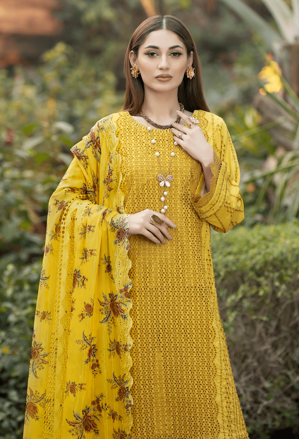 img_adans_libas_fuchsia_lawn_awwal_boutique