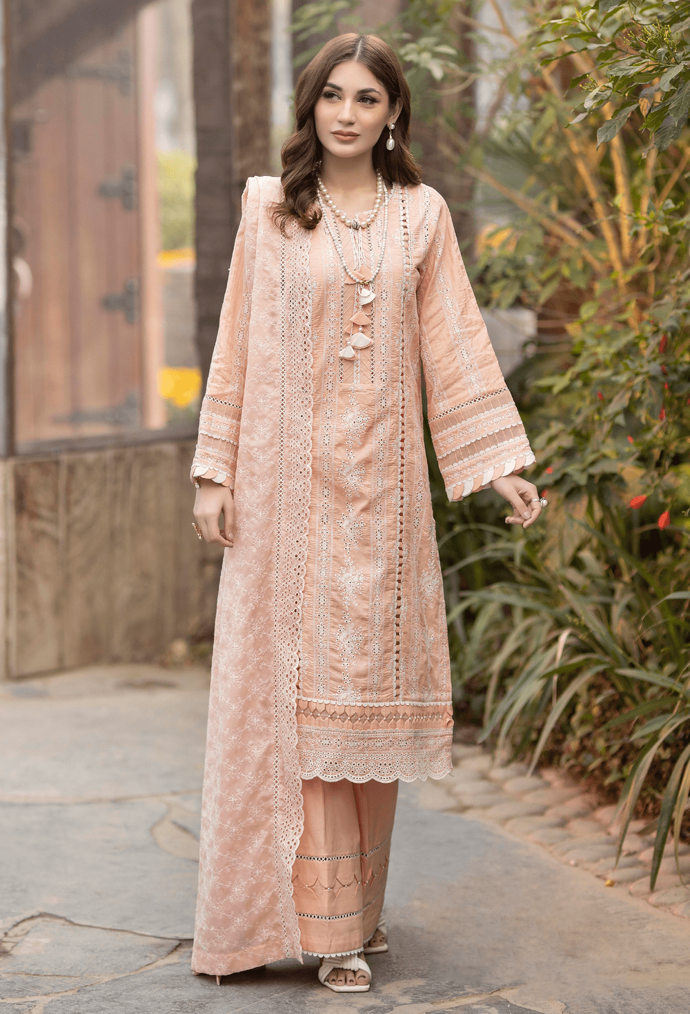 img_adans_libas_fuchsia_lawn_awwal_boutique