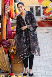 Img_cross_stitch_lawn_awwal_boutique