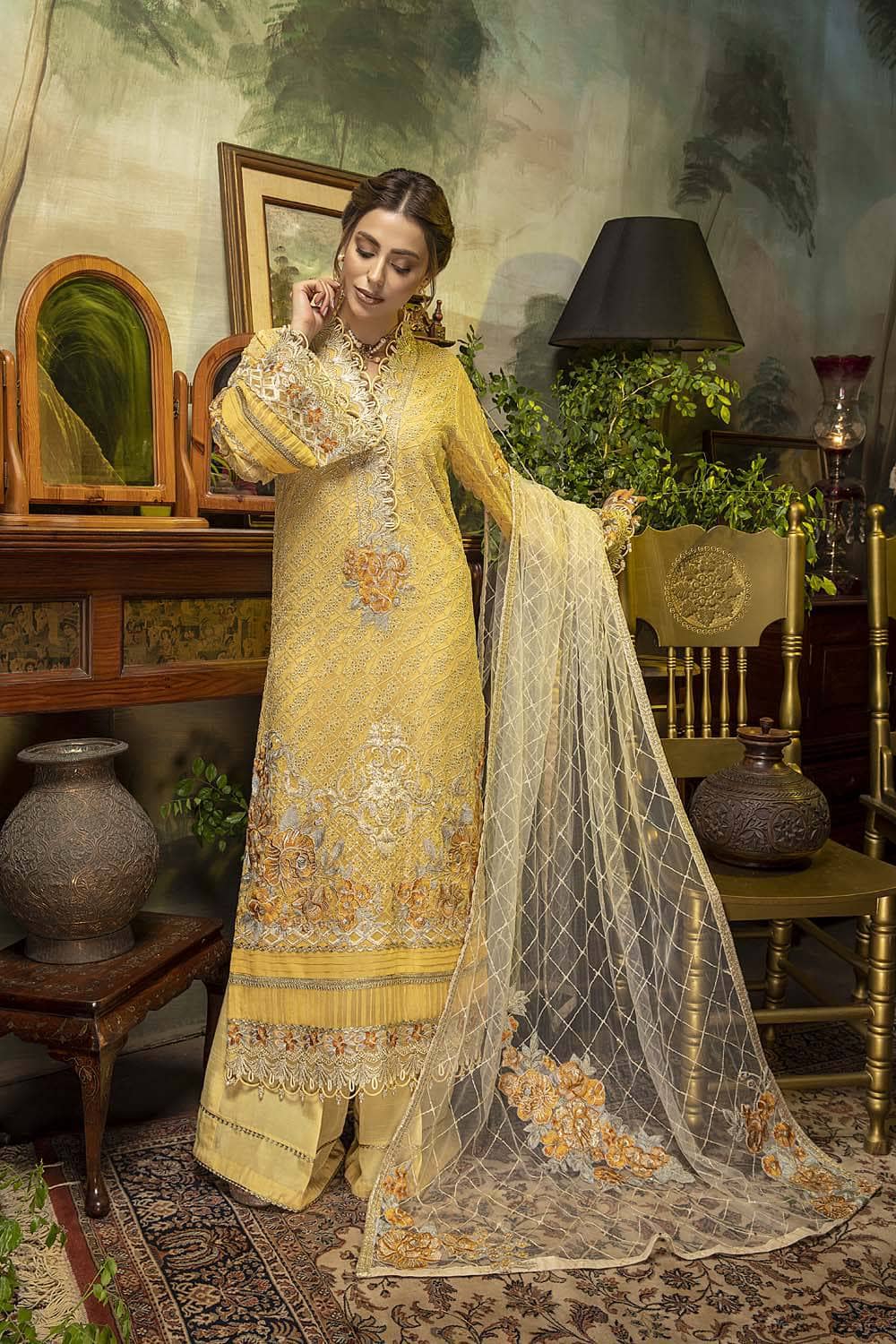 img_adans_libas_schiffli_chikankari_chiffon_awwal_boutique