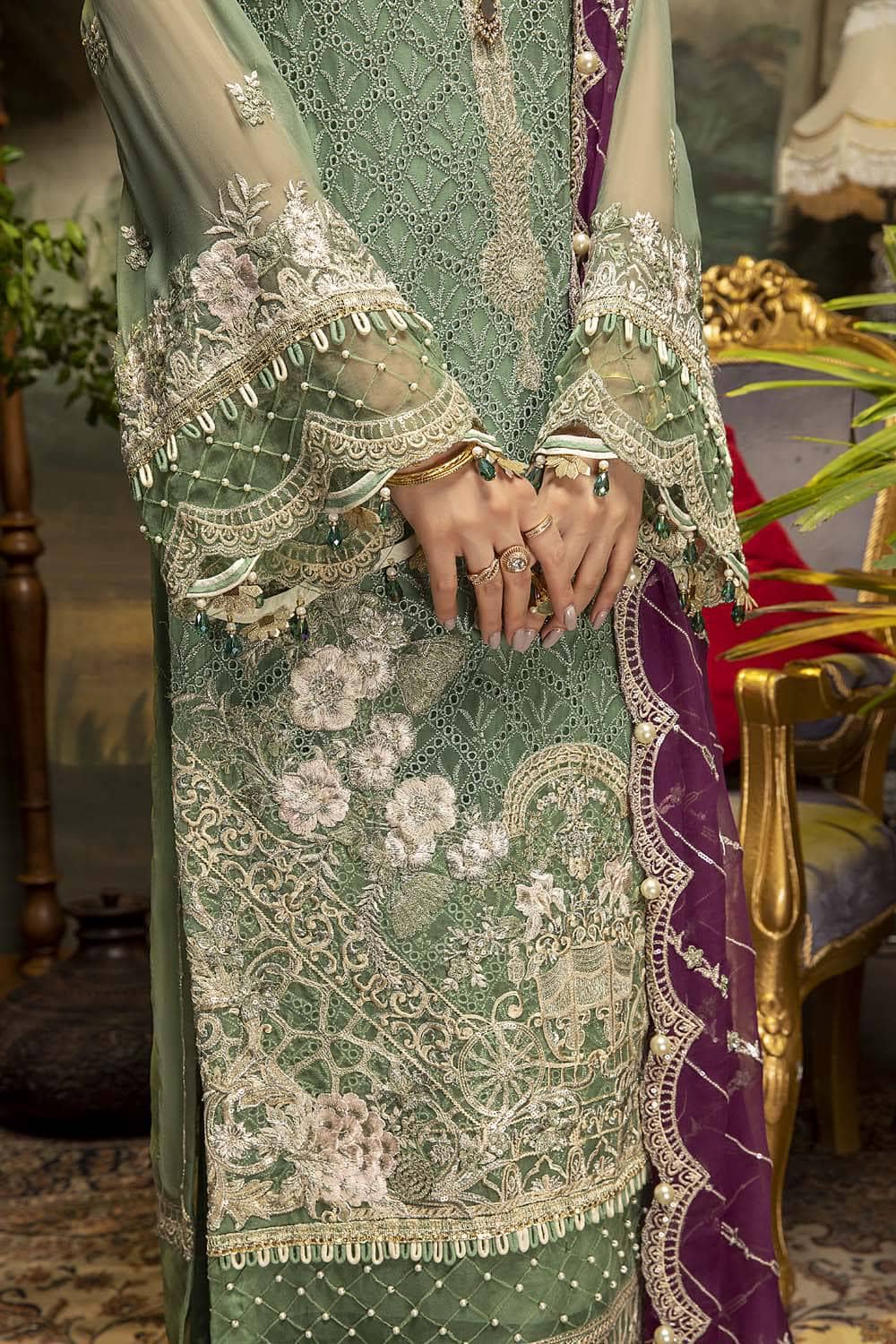 img_adans_libas_guzarish_chiffon_chikankari_awwal_boutique