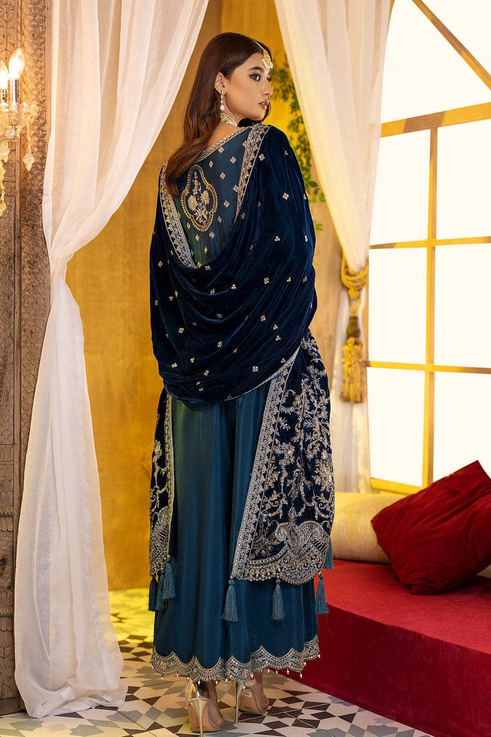 img_adans_libas_velvet_awwal_boutique