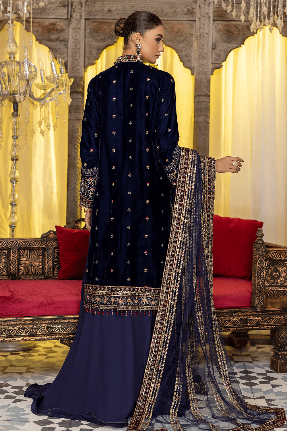 img_adans_libas_velvet_awwal_boutique