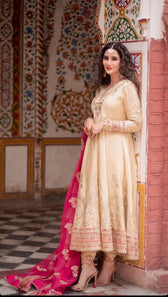 img_afrozeh_divani_silk_edit_22_awwal_boutique
