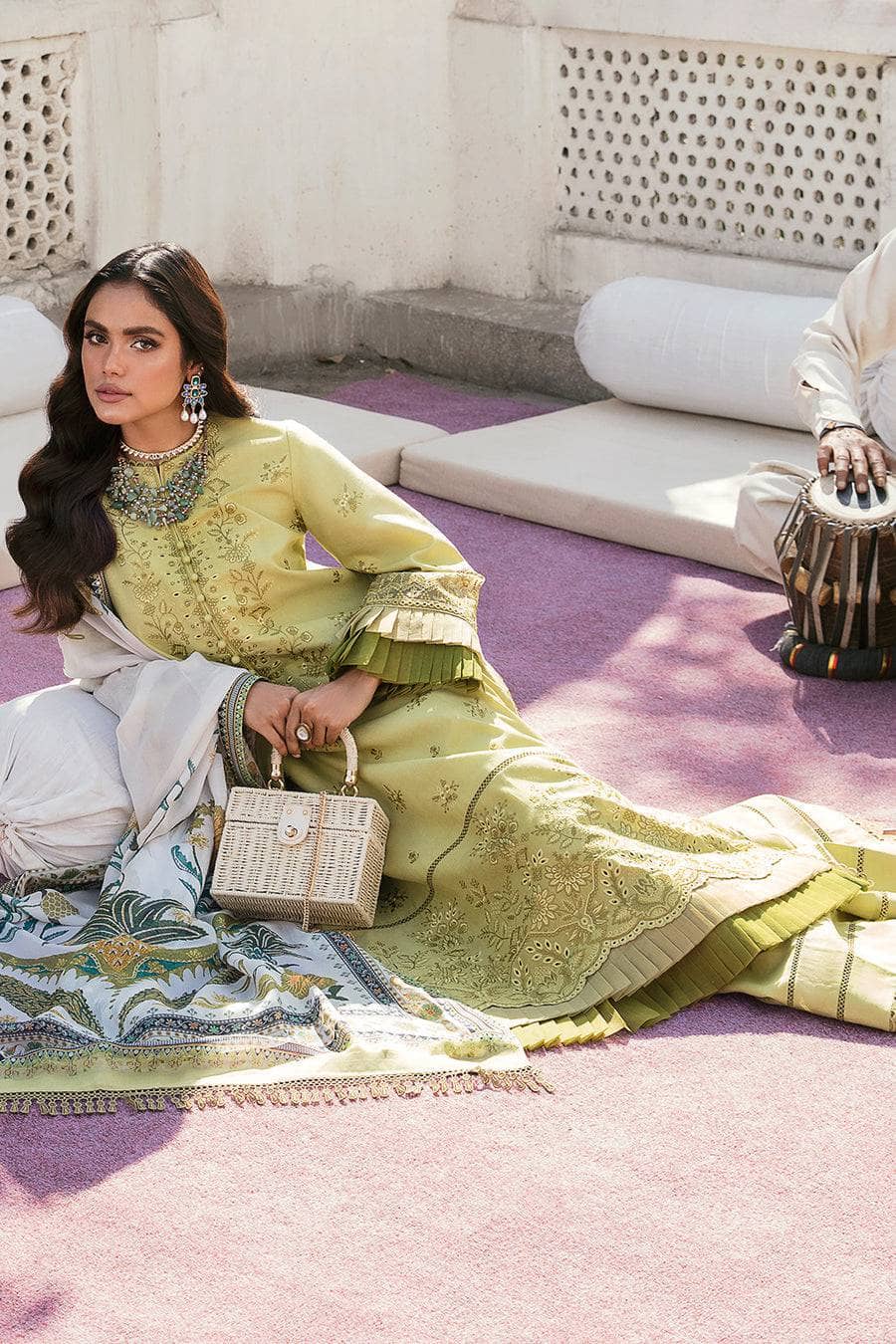 img_afrozeh_lamhay_lawn_23_awwal_boutique