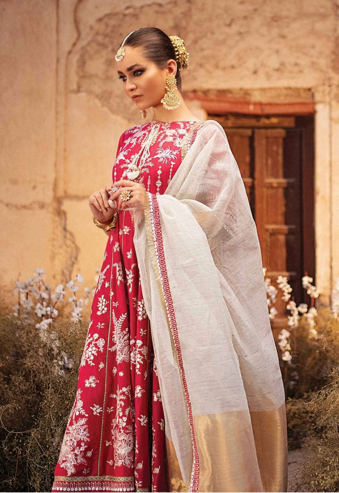 img_afrozeh_luxury_lawn_2021_awwal_boutique