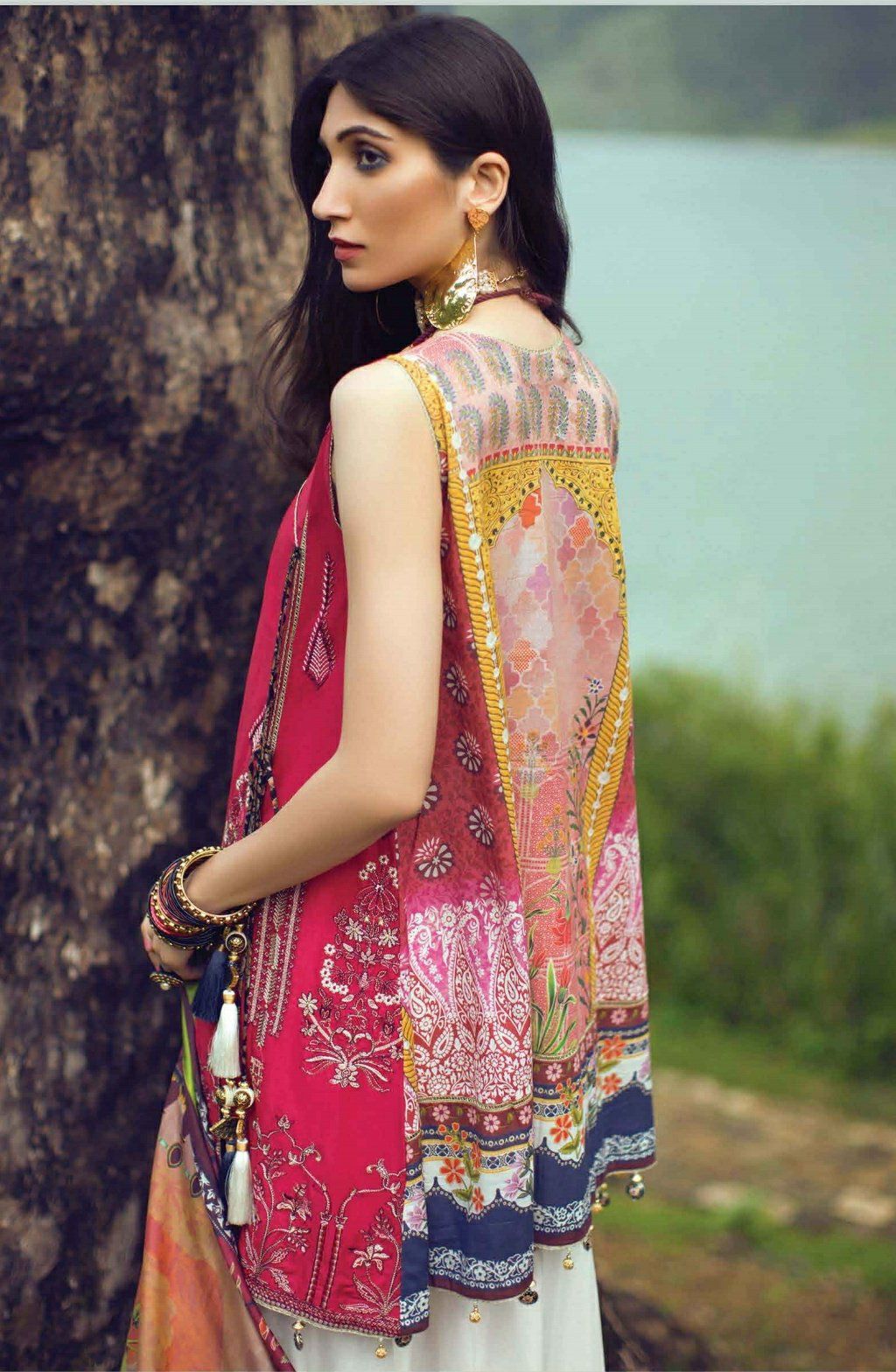 img_afsaneh_lawn_awwal_boutique