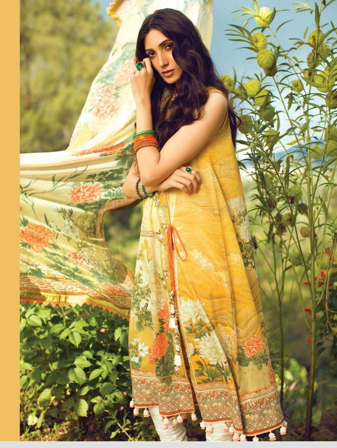 img_afsaneh_summer_collection_awwal_boutique
