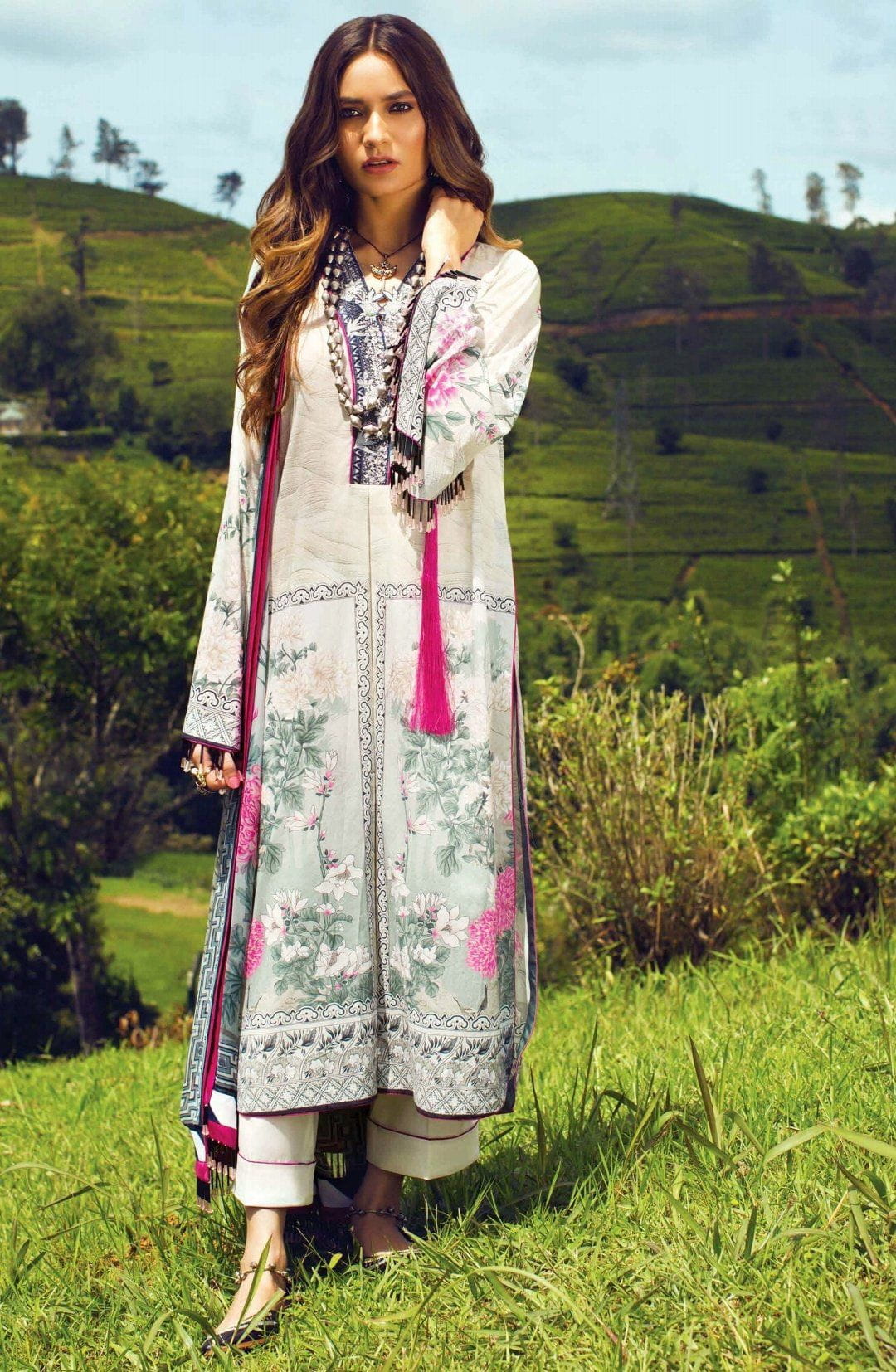 img_afsaneh_summer_collection_awwal_boutiquea