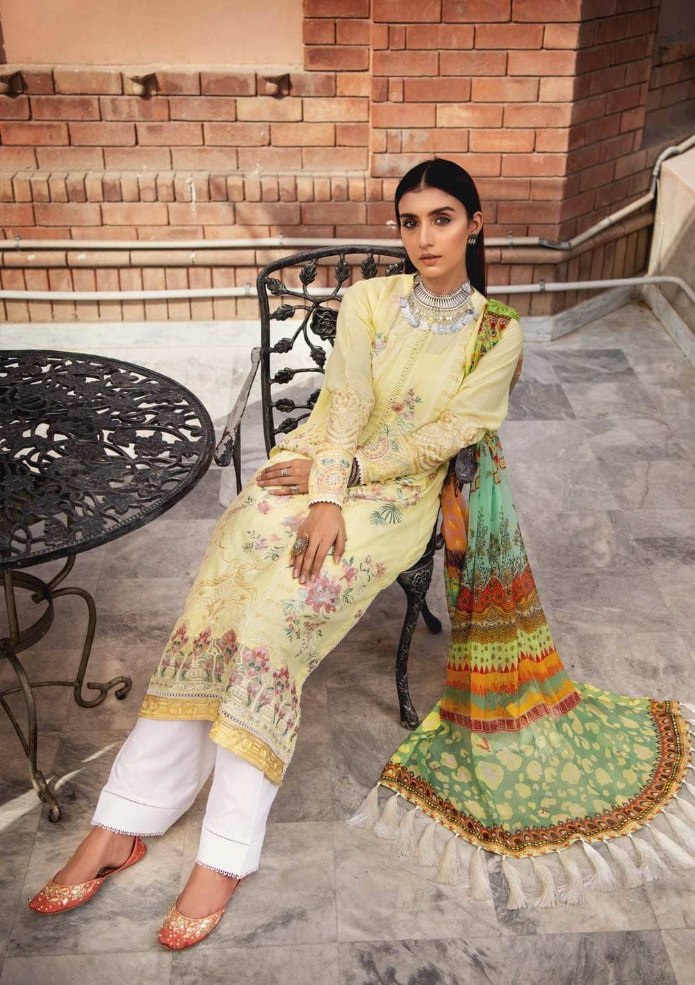 img_aik_atelier_lawn_vol_2_awwal_boutique