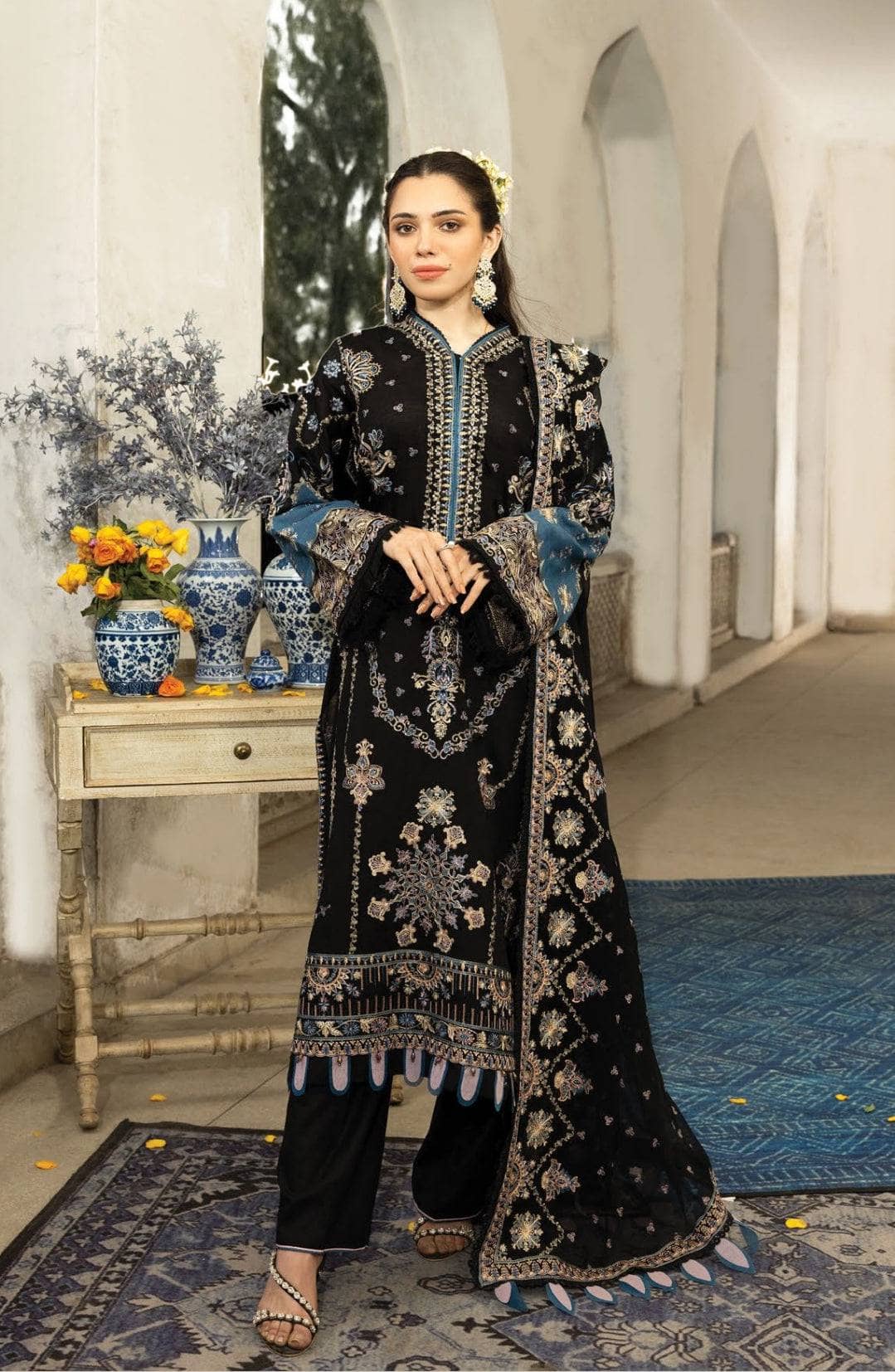 img_aik_atelier_lawn_23_awwal_boutique