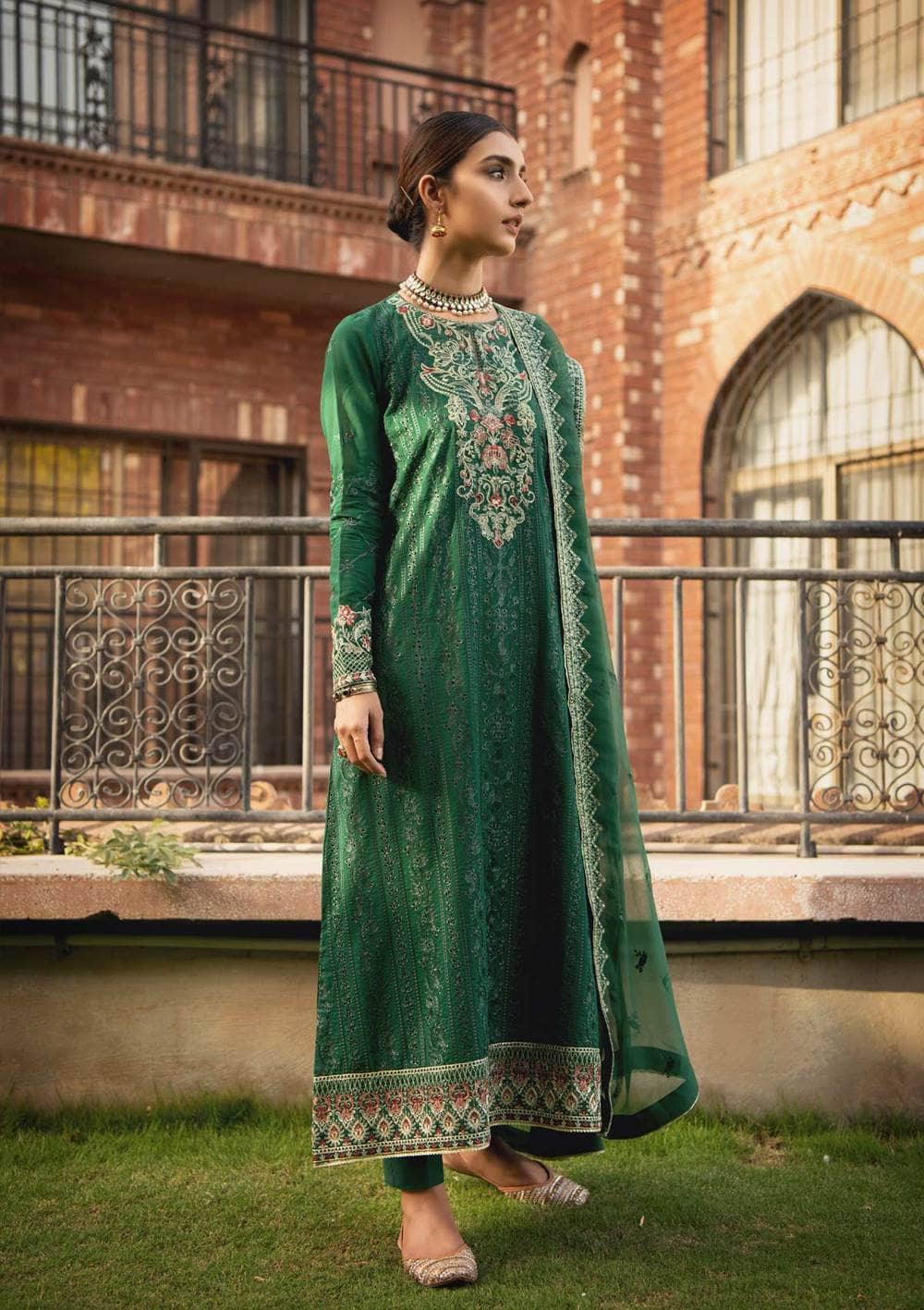 img_aik_atelier_lawn_vol_2_awwal_boutique